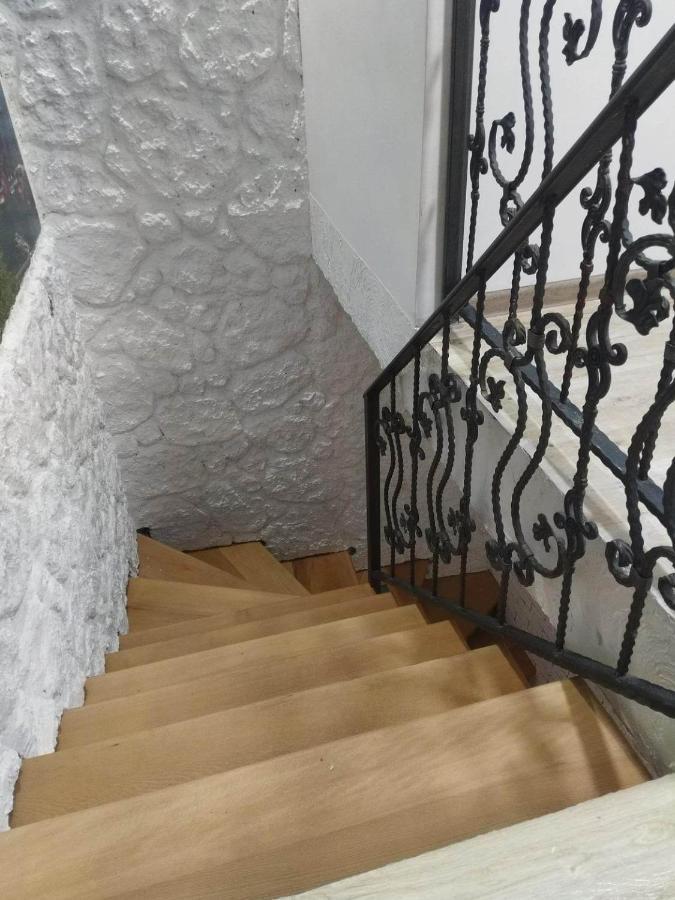 4 Chocolate Apartments In Old Tbilisi Exteriör bild