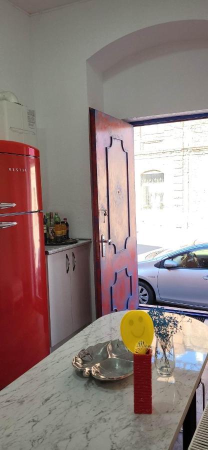 4 Chocolate Apartments In Old Tbilisi Exteriör bild